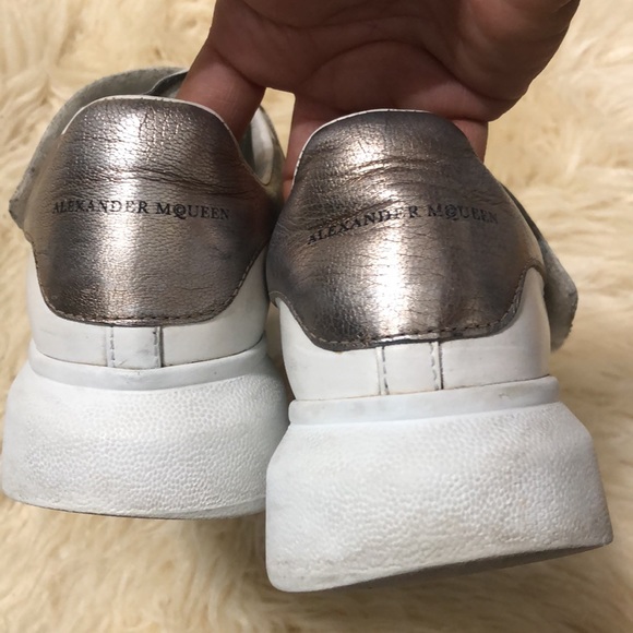 Alexander McQueen - Picture 5 of 5